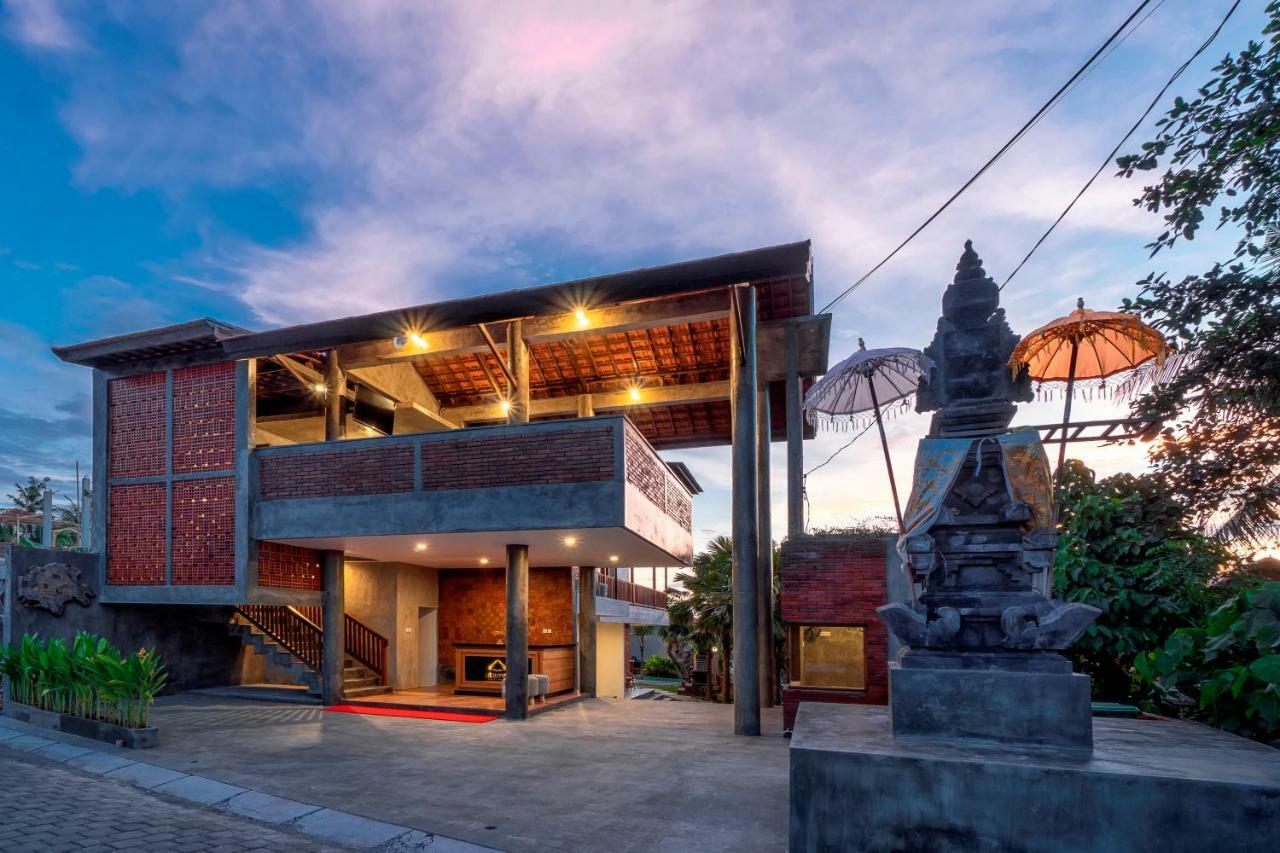Utamas Keramas Hotel Exterior photo